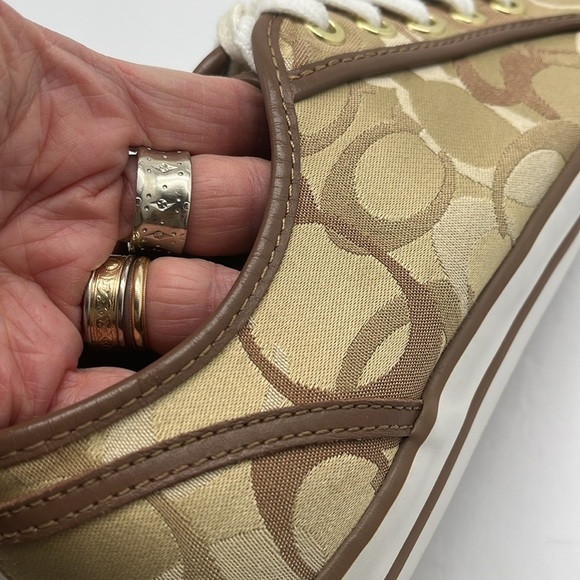 Coach Dee Logo Tennis Shoe Lace Up Brown Sneaker Size 7B Athletic Preppy Retro - Picture 16 of 17